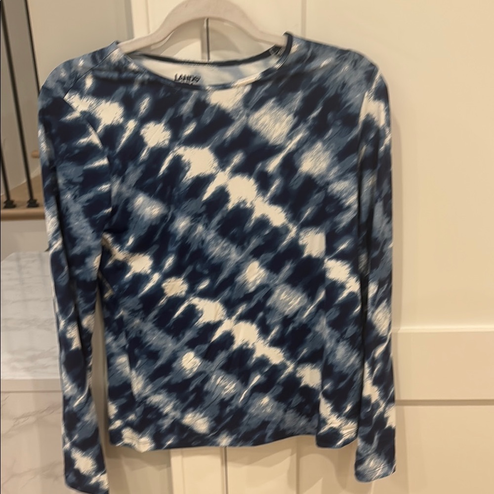 Sale 3/15 Lands' End Blue and White Long Sleeve Top
